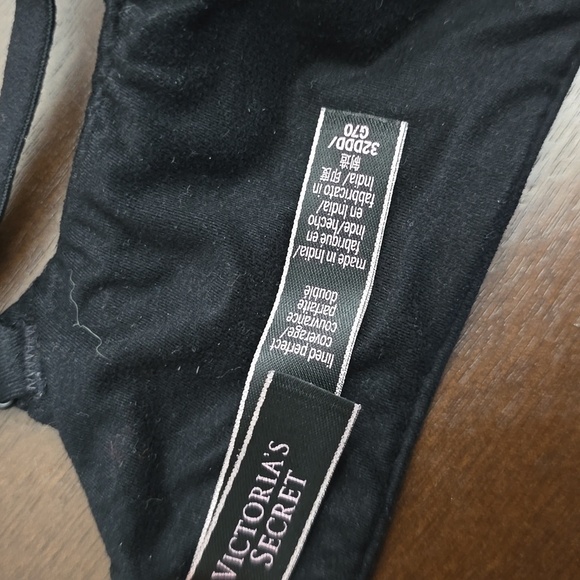 VICTORIA'S SECRET Black Bra with Beige Lace Accents 32DDD Body By Victoria Lined - Picture 4 of 4